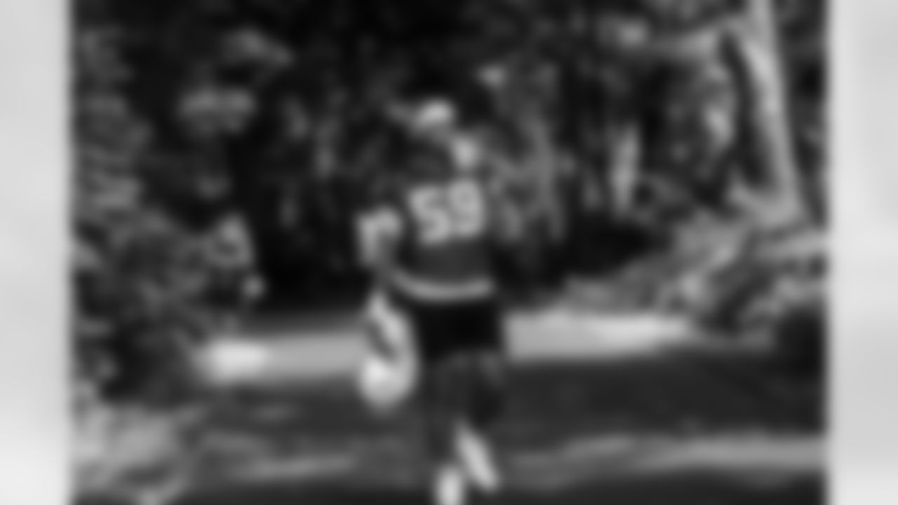 LB Cameron McGrone #59