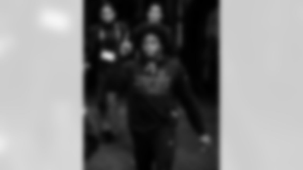 CB Kenny Moore II #23