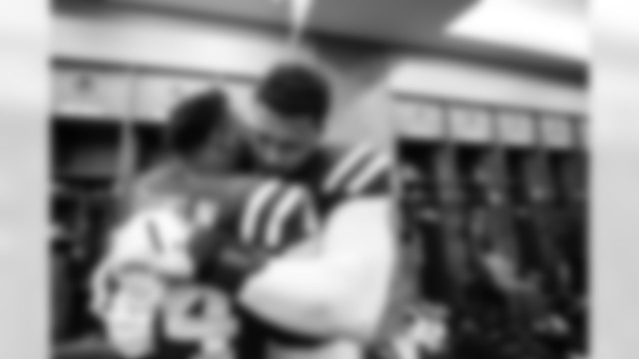 DT DeForest Buckner #99