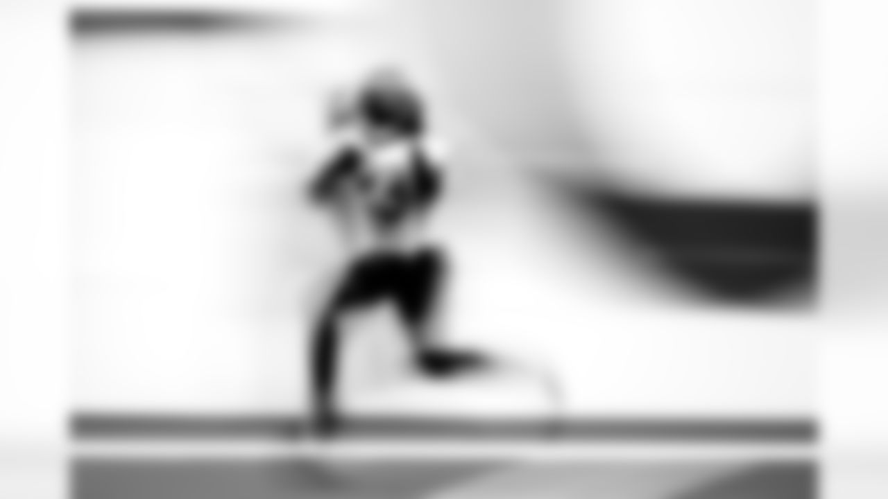 CB Kenny Moore II #23