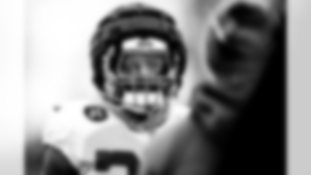 RB Jonathan Taylor #28