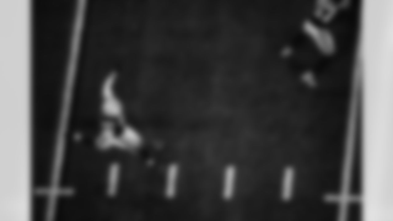 P Rigoberto Sanchez #8