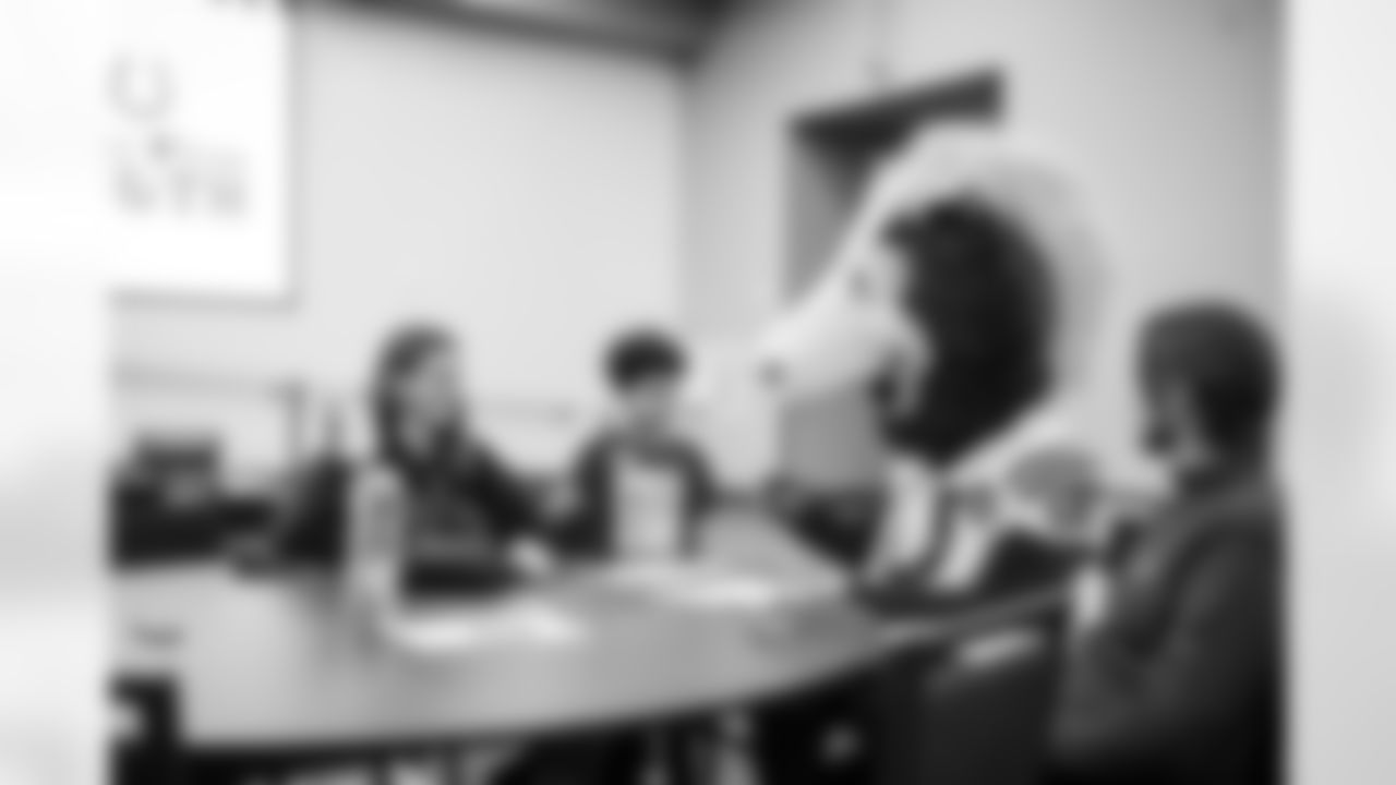 2025_1216_Books_for_Youth_29837