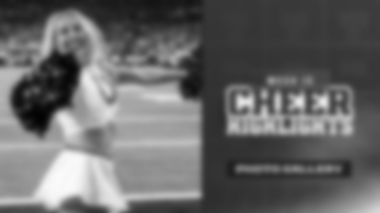 25-Cheer Highlights Gallery-20251130-HOU