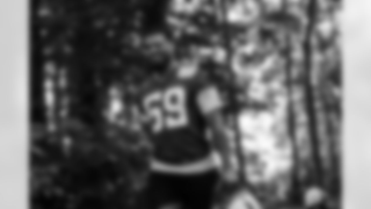 LB Cameron McGrone #59