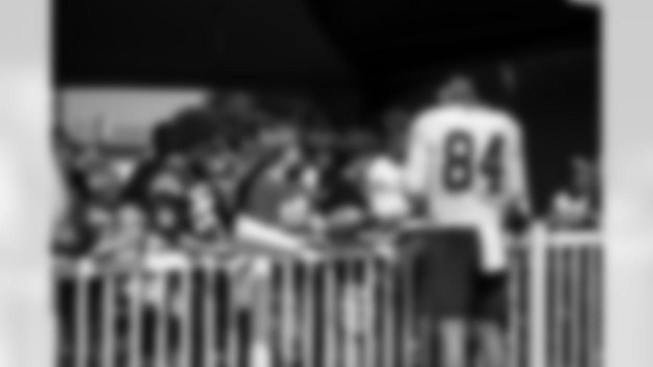 TETyler Warren#84