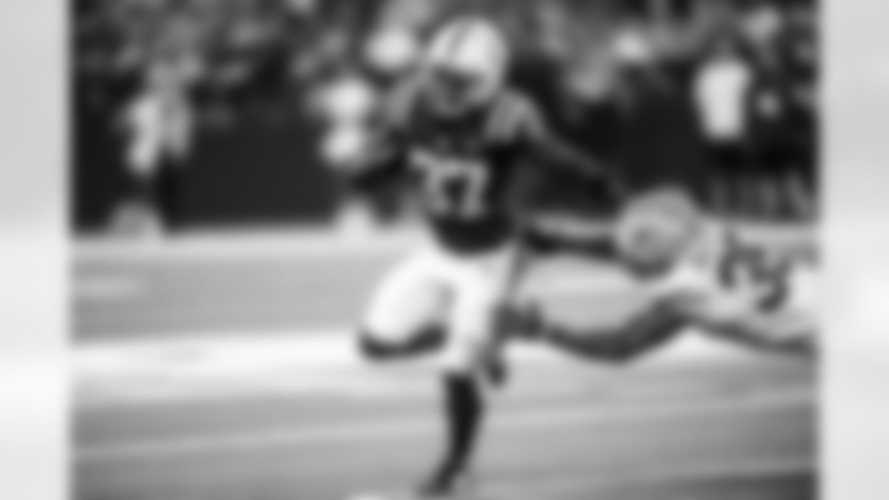 RB Ulysses Bentley IV #37