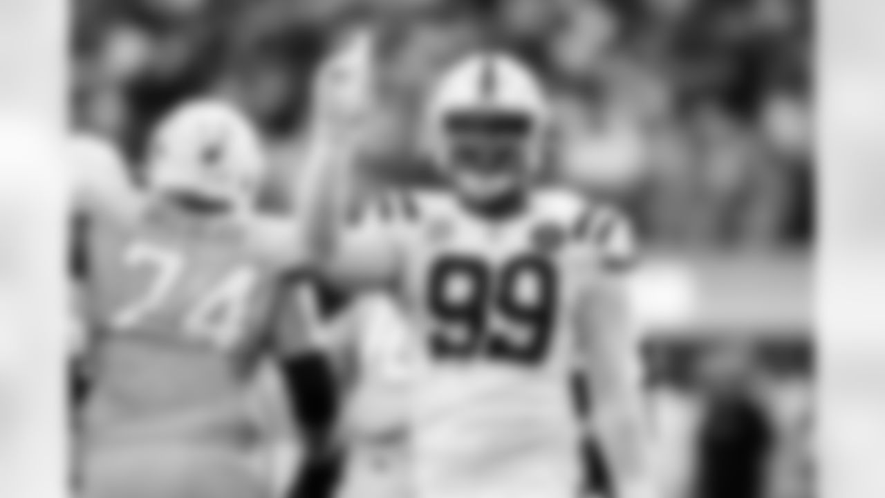 DT DeForest Buckner #99