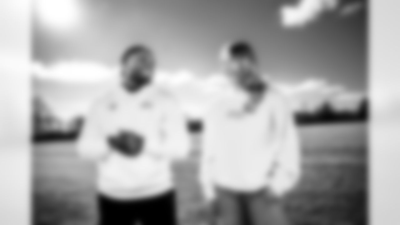 23 CB Kenny Moore II