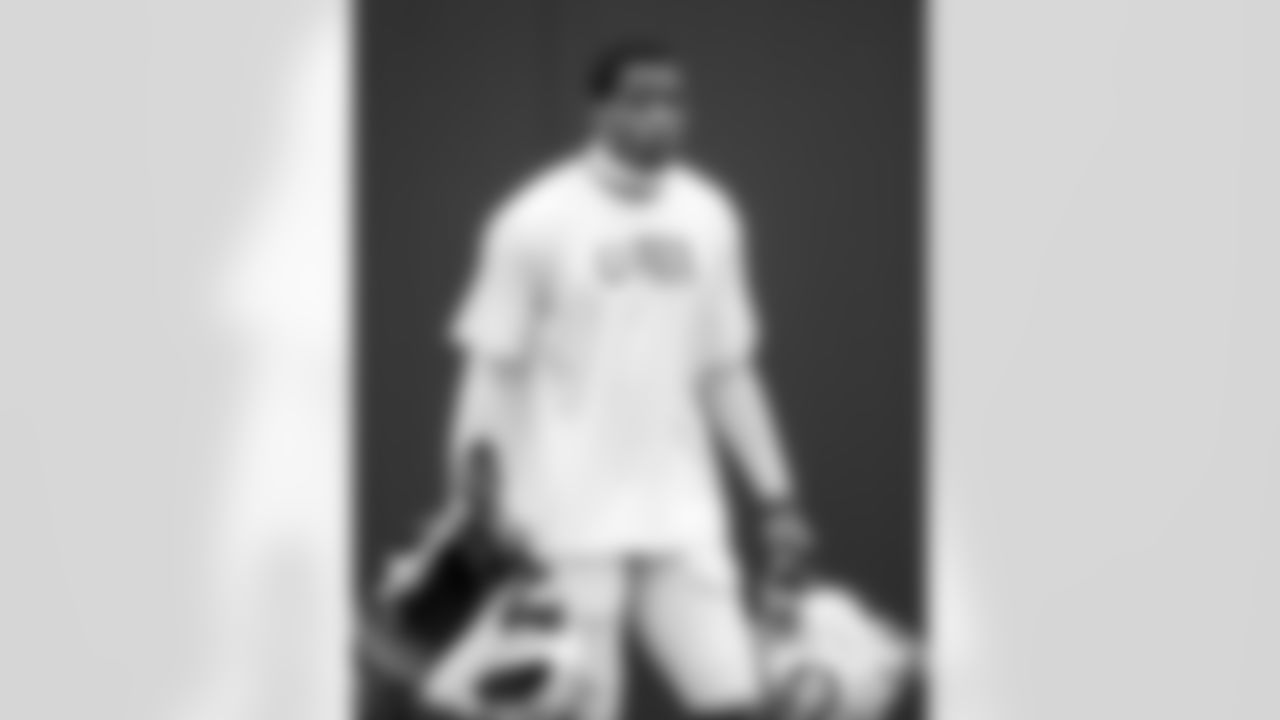 CB Jaylon Jones #40
