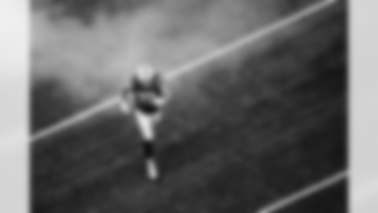 OL Bernhard Raimann #79
