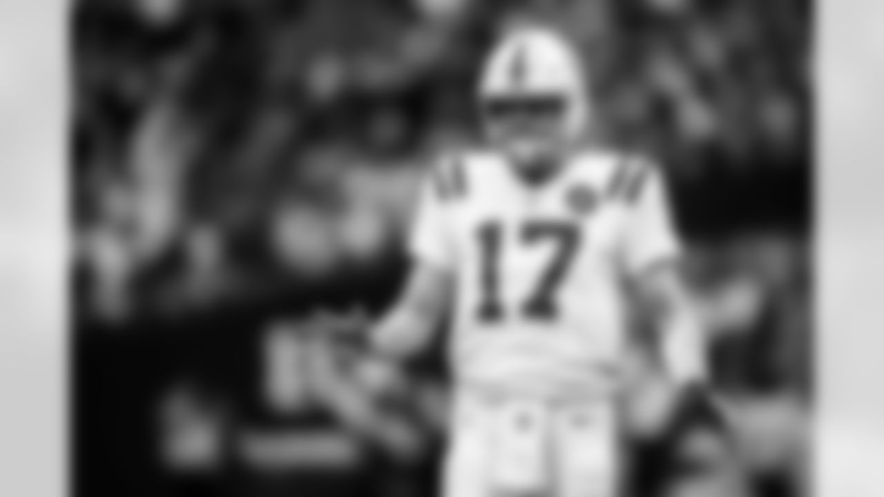 QB Philip Rivers #17