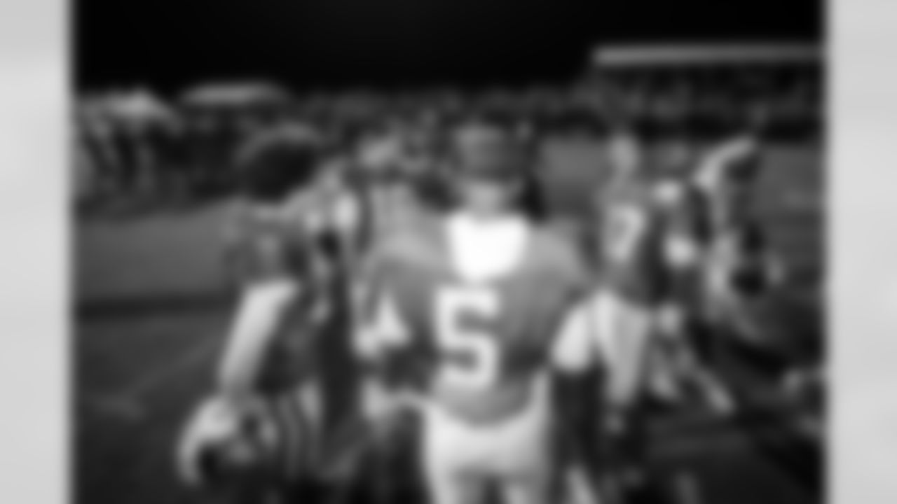 QB/WR Jason Bean #12, QB Riley Leonard #15, QB Anthony Richardson #5 and QB Daniel Jones #17