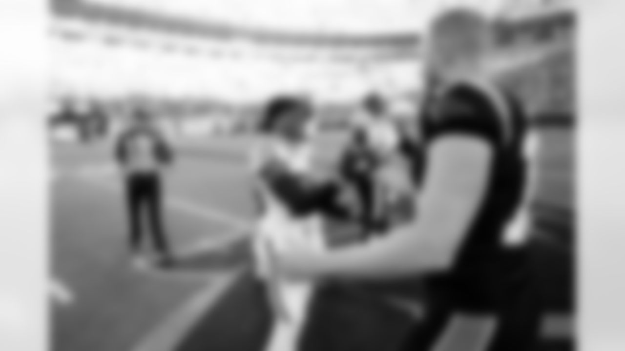 23 CB Kenny Moore II