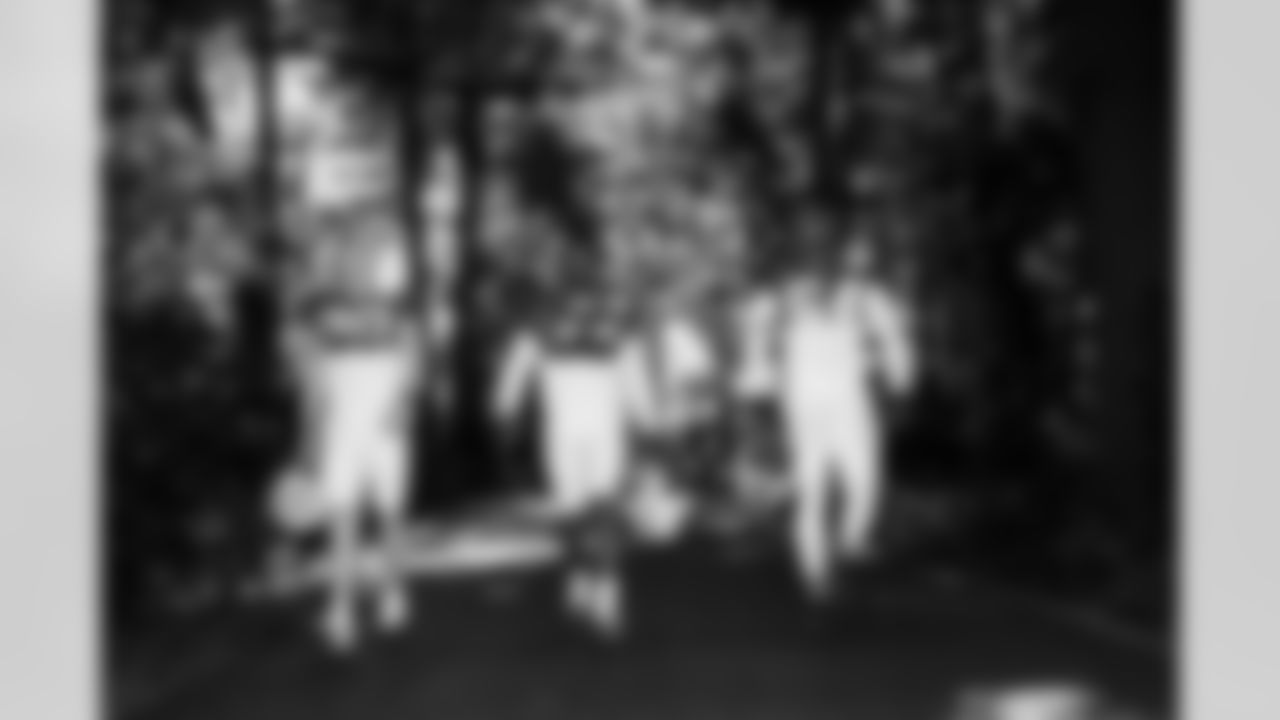 S Hunter Wohler #30, LB Zaire Franklin #44 and LB Jacob Phillips #54