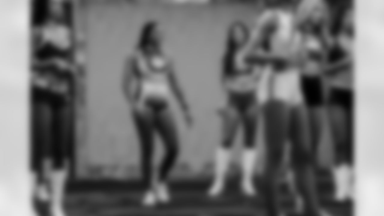 Colts Cheerleader - Cierra