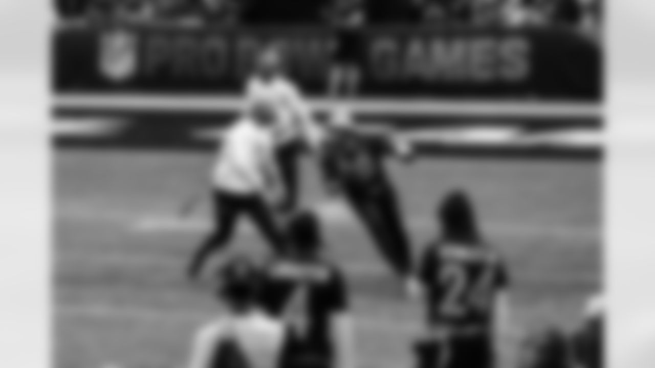 RB Jonathan Taylor #28