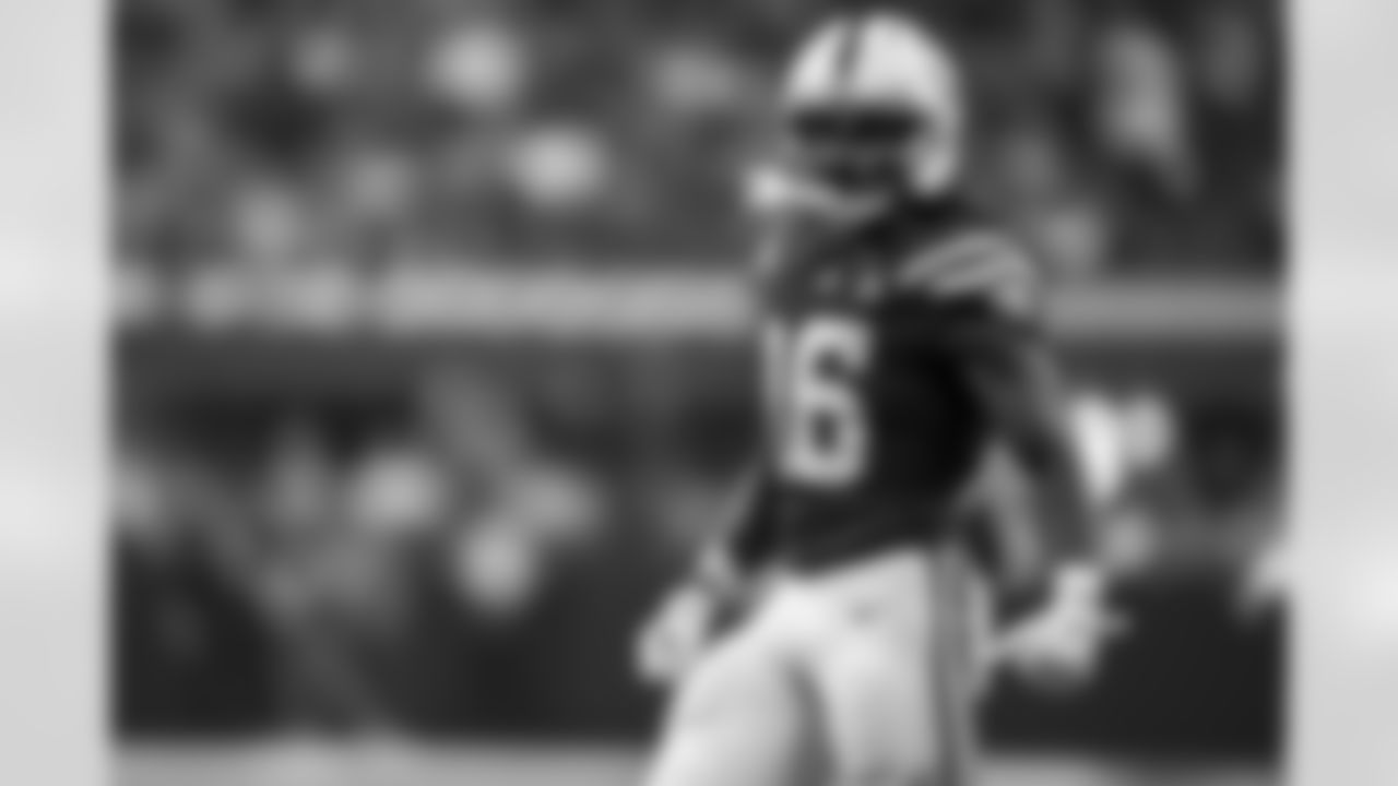 2025_1228_JAX_Game Photos_0030