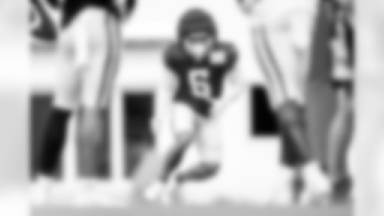WR Anthony Gould #6