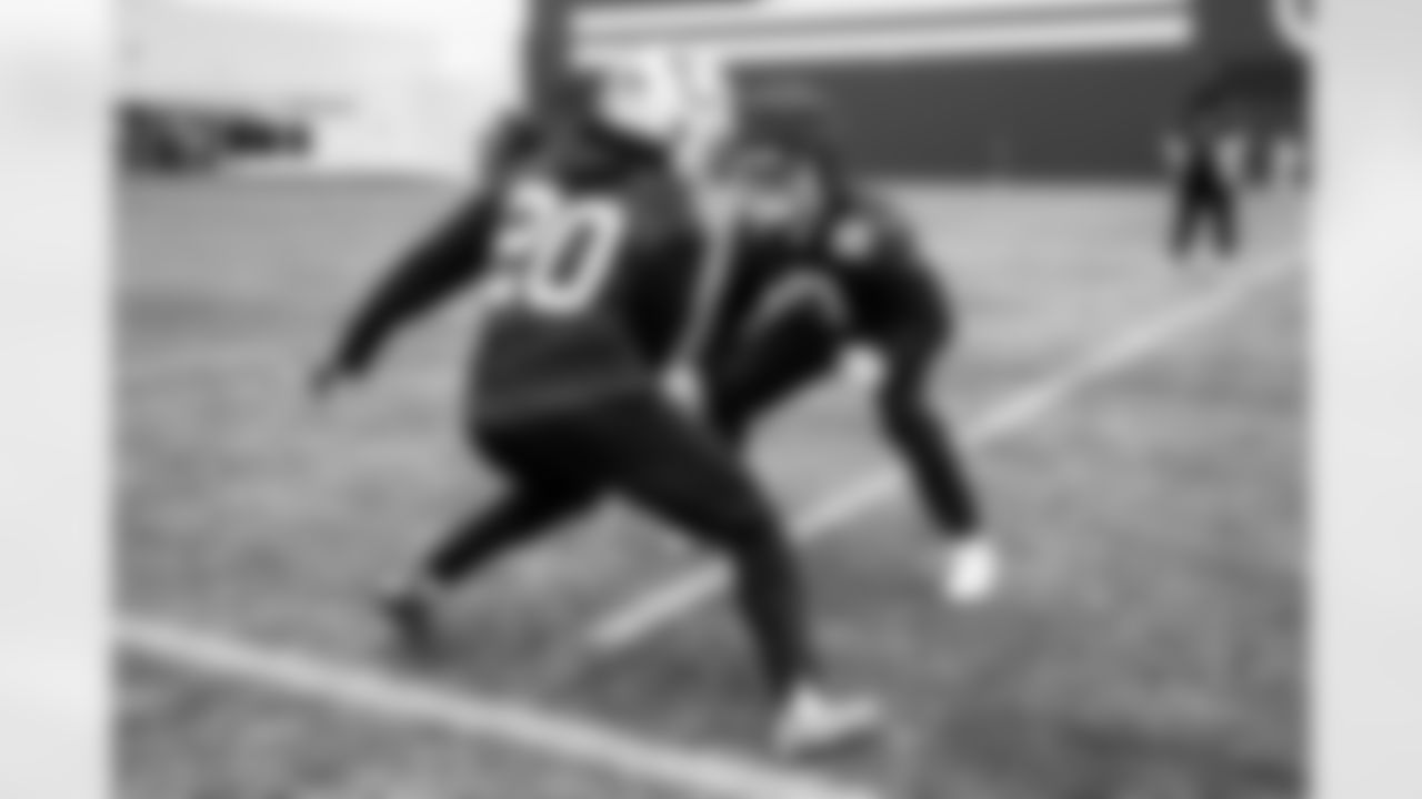 S Nick Cross #20 and S Camryn Bynum #0