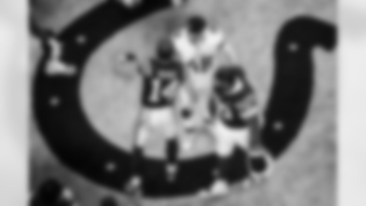 WR Alec Pierce #14 and DT Grover Stewart #90