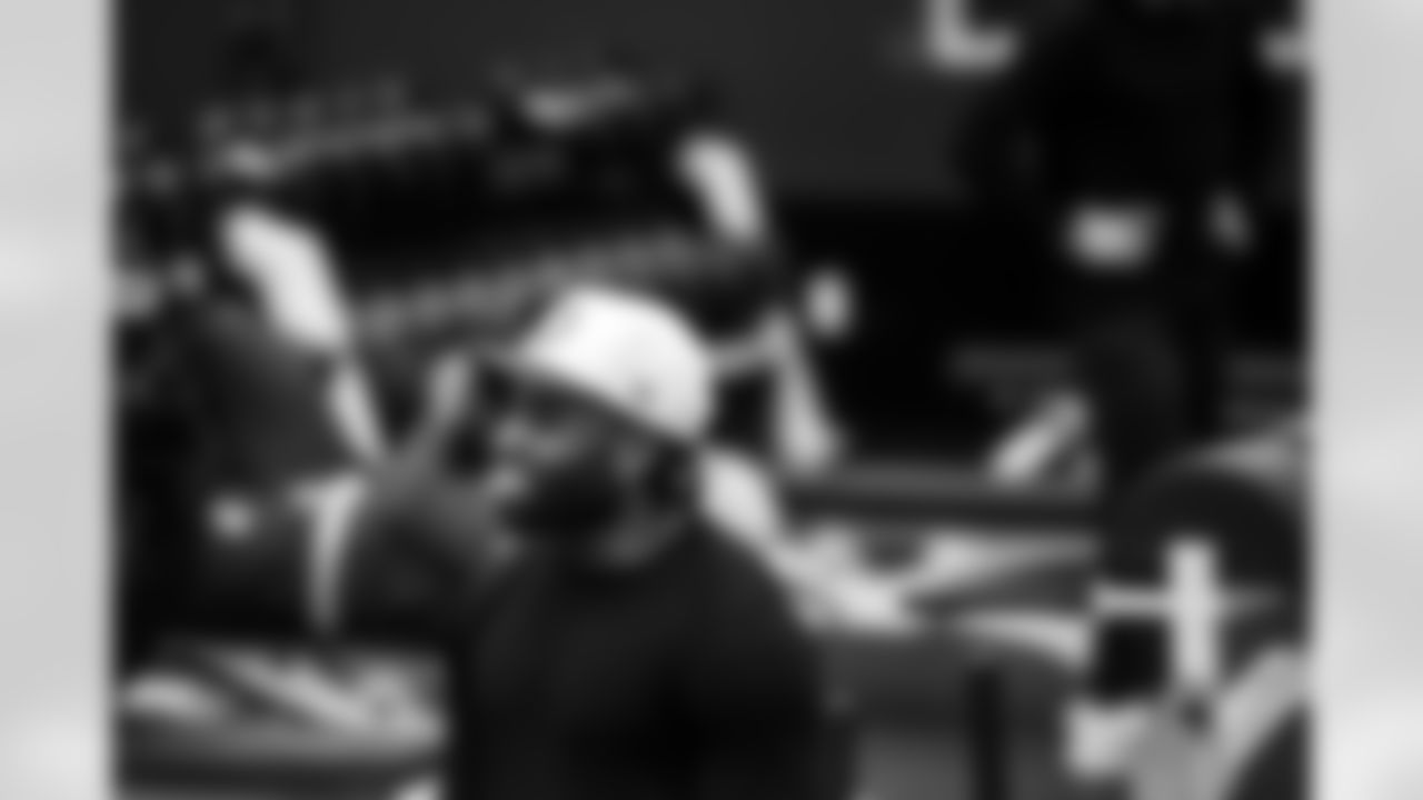 CB Kenny Moore II #23