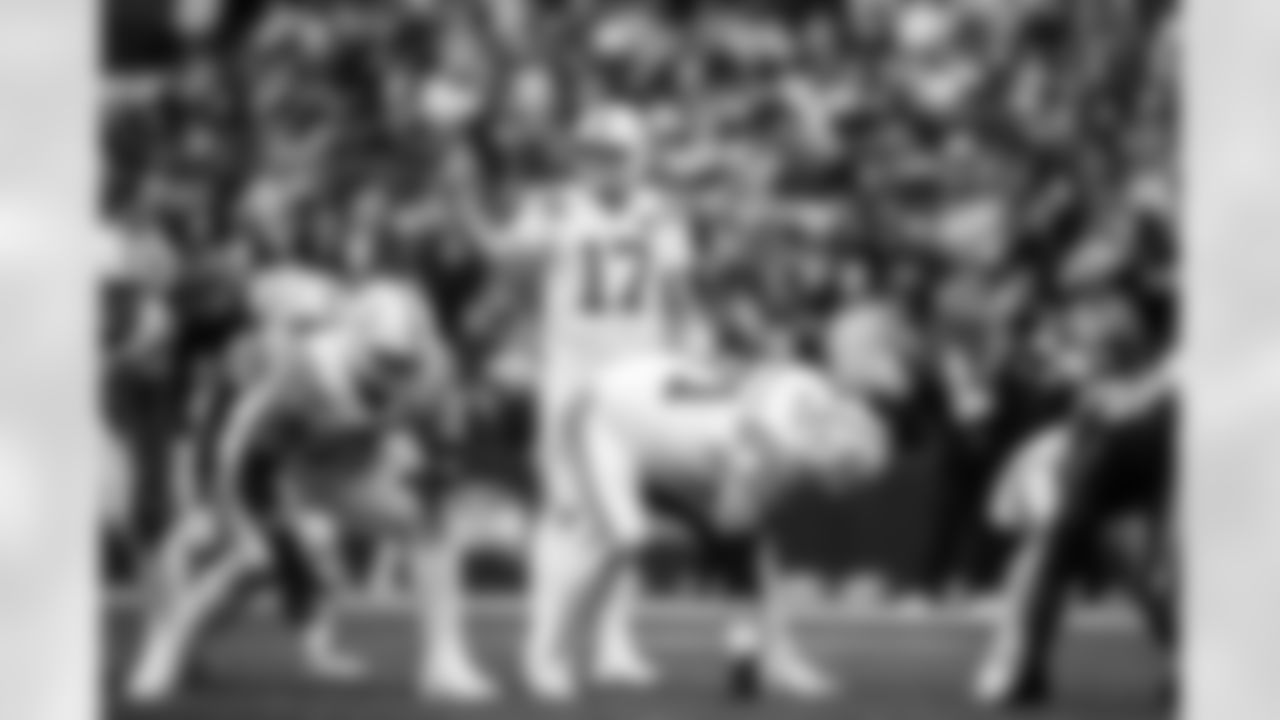 QB Philip Rivers #17