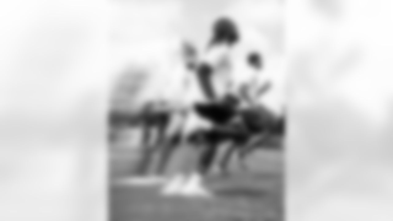 WR Ashton Dulin #16 and WR Adonai Mitchell #10