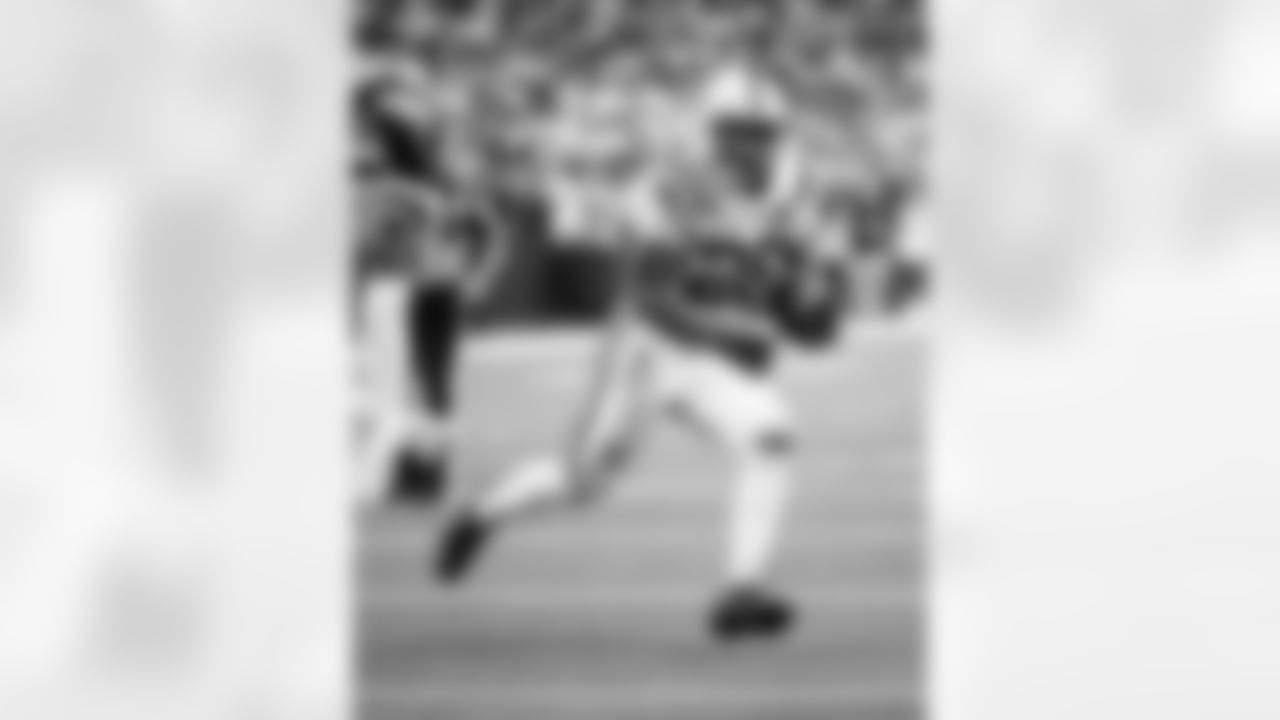 RB Jonathan Taylor #28