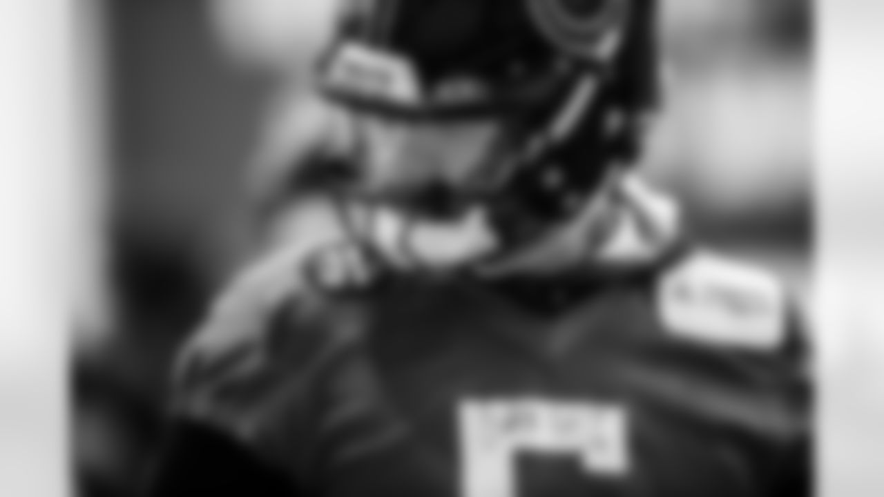 QB Anthony Richardson #5