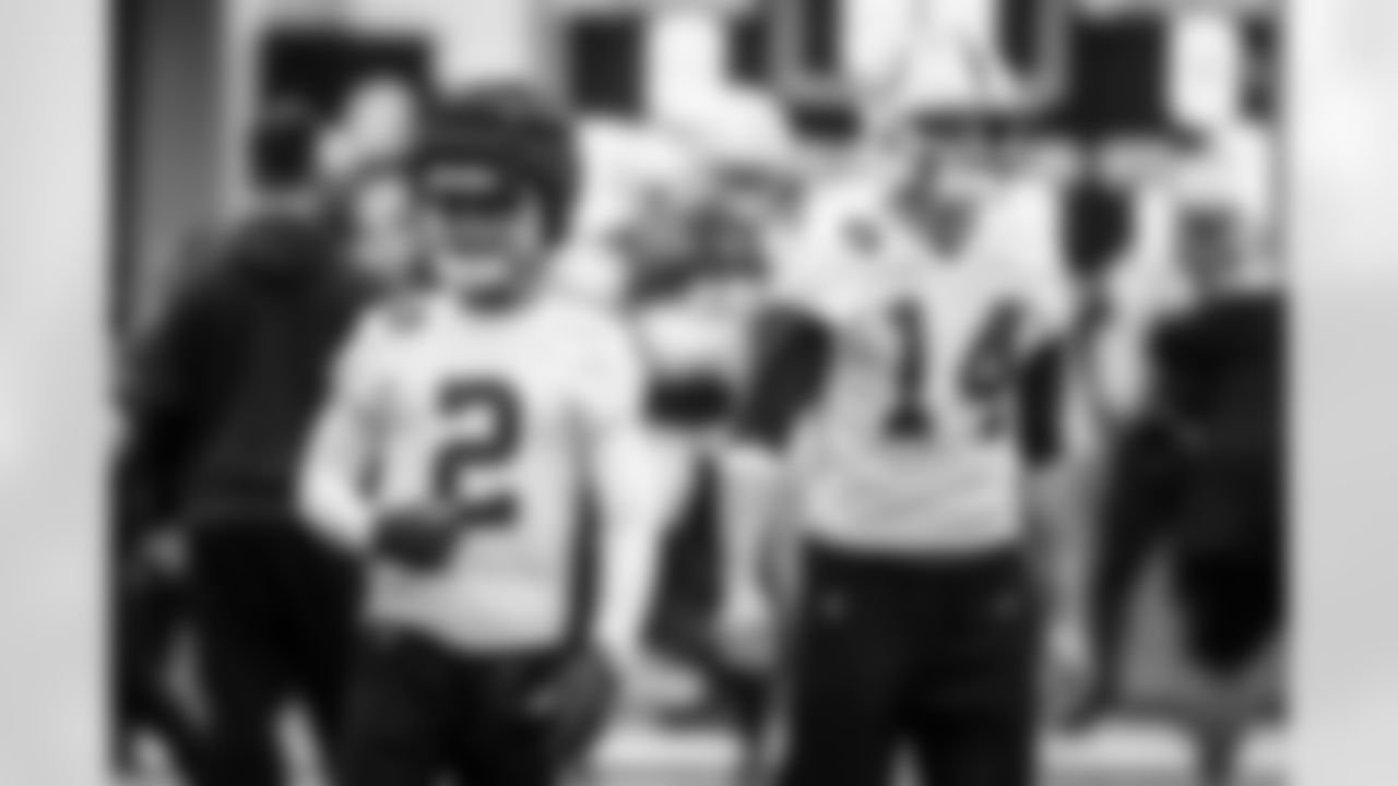 WR Josh Downs #2 and WR Alec Pierce #14