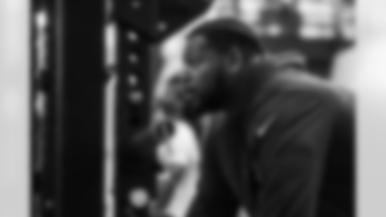 90 DT Grover Stewart