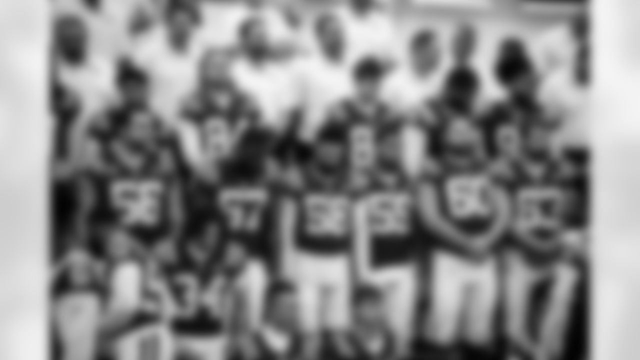 LB Jacob Philips #54, G Quenton Nelson #56, CB David Long Jr. #34, TE Tyler Warren #84, P Rigoberto Sanchez #8, LB Austin Ajiake #58, WR Landon Parker #8, WR Coleman Owen #3, LB Cameron McGrone #59, G Tanor Bortolini #60, WR Ajou Ajou #9, C Danny Pinter #63 and WR Adonai Mitchell #10