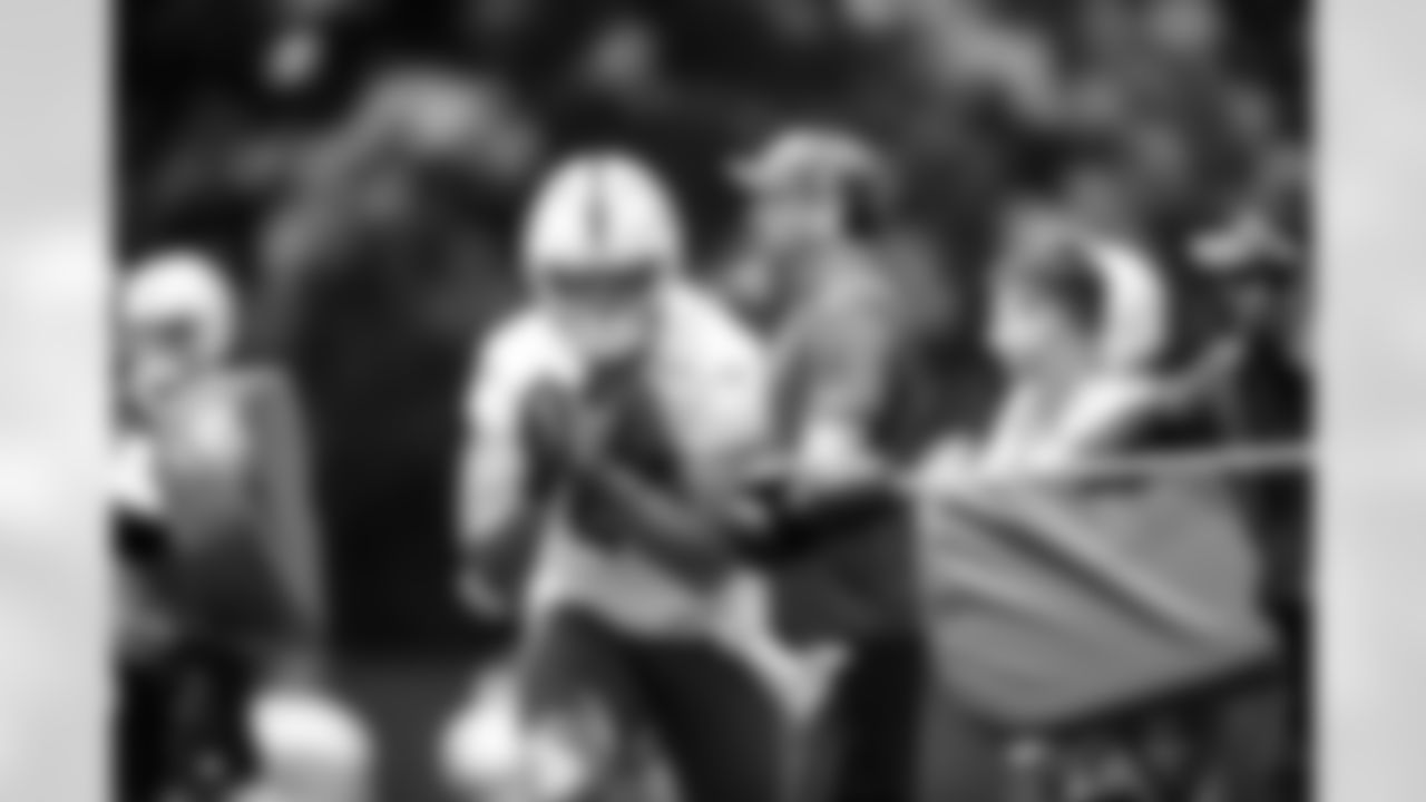 TEAlbert Okwuegbunam Jr.#84