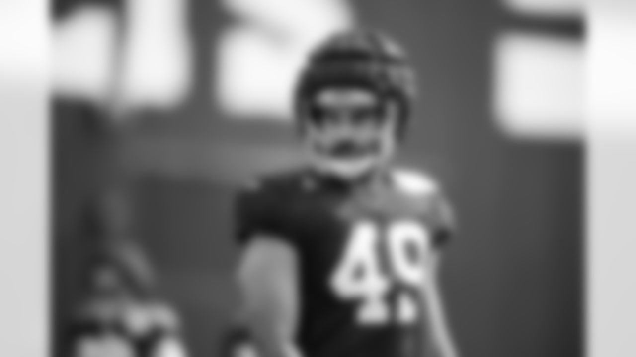 TE Sean McKeon #49