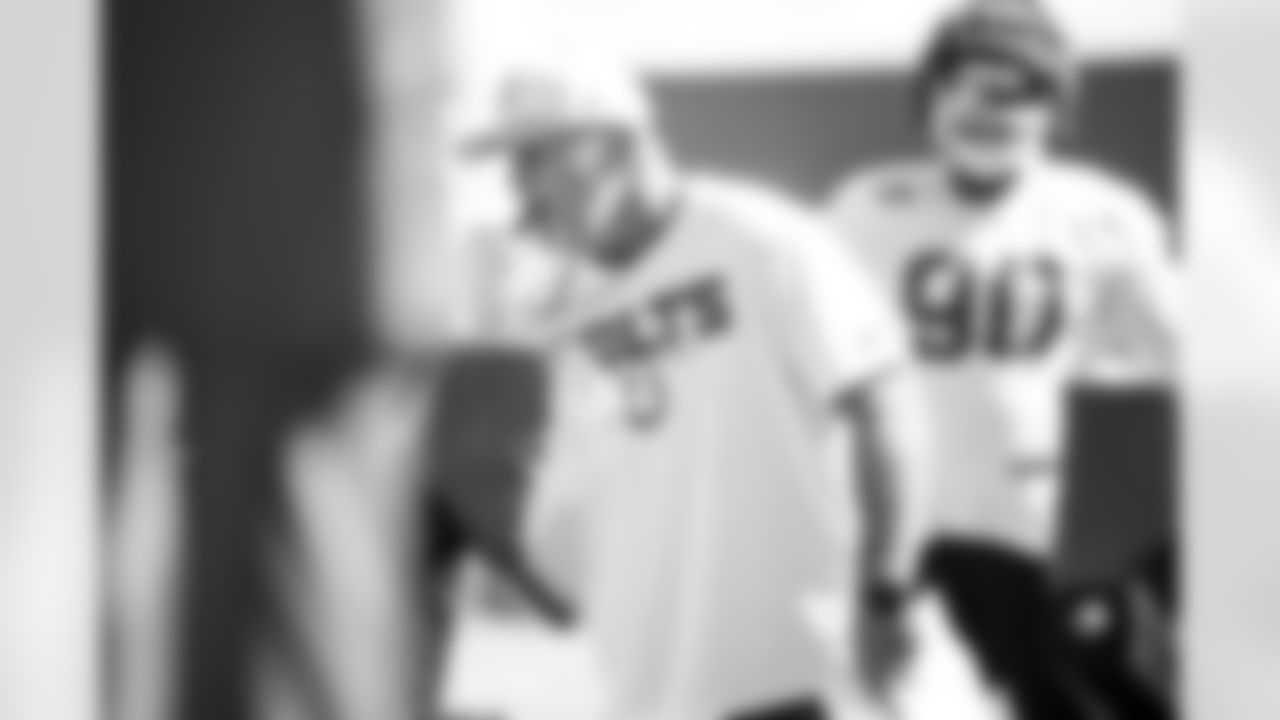Charlie Partridge Defensive Line and DT Grover Stewart #90