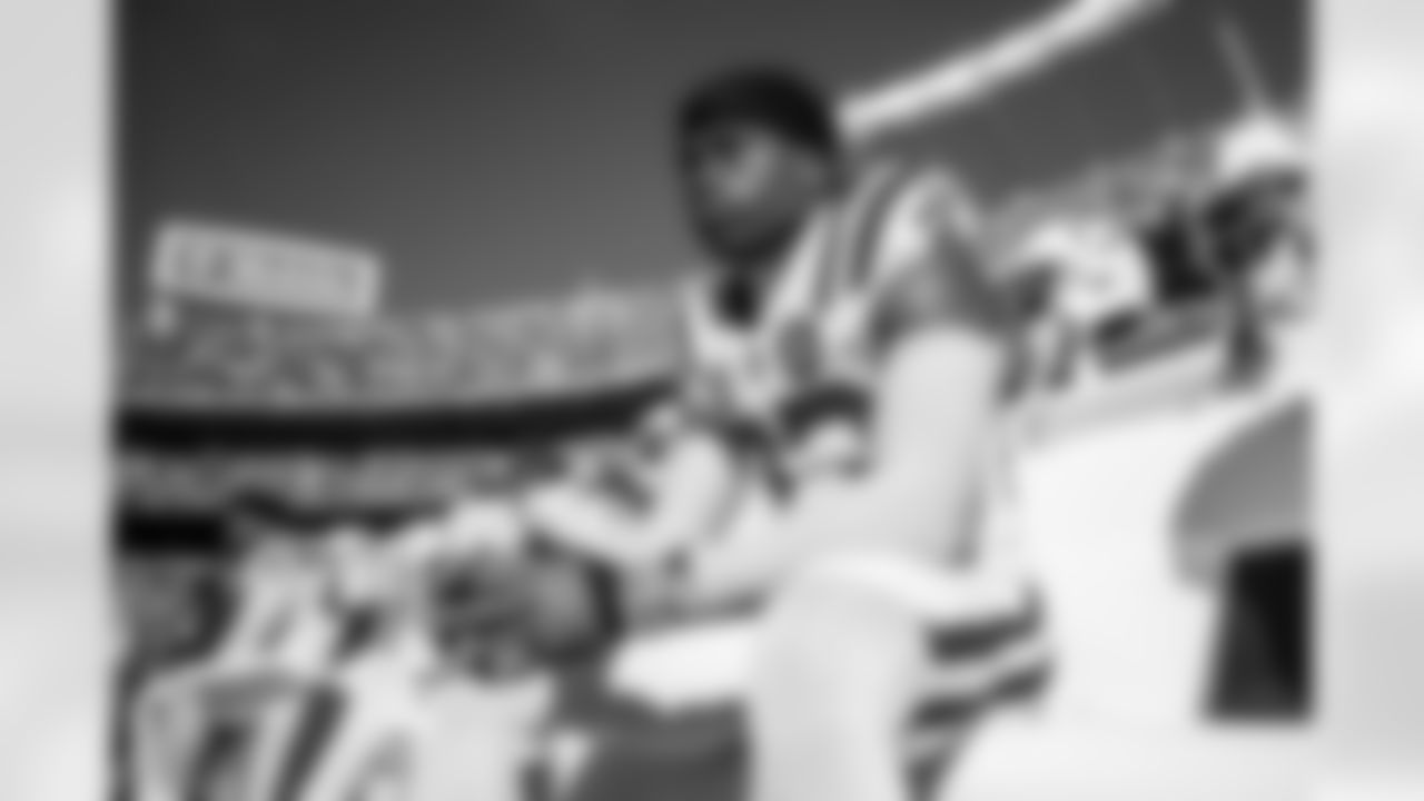 CB Kenny Moore II #23