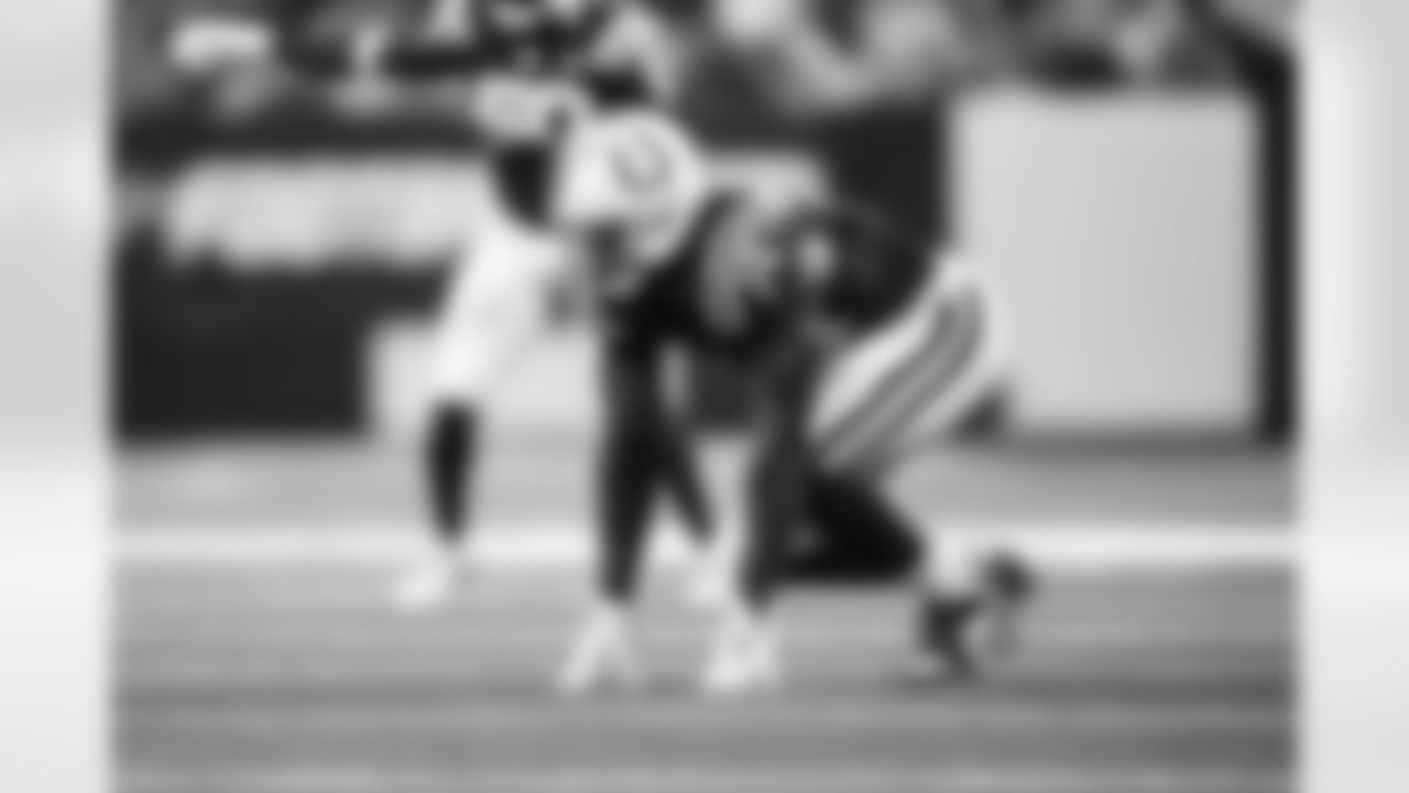 74 - DE Durell Nchami