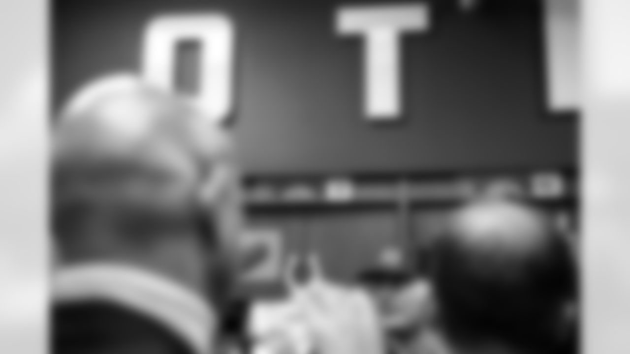 QB Philip Rivers #17