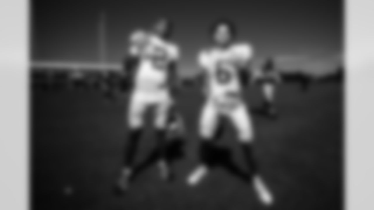 WR D.J. Montgomery #2 and WR Anthony Gould #6