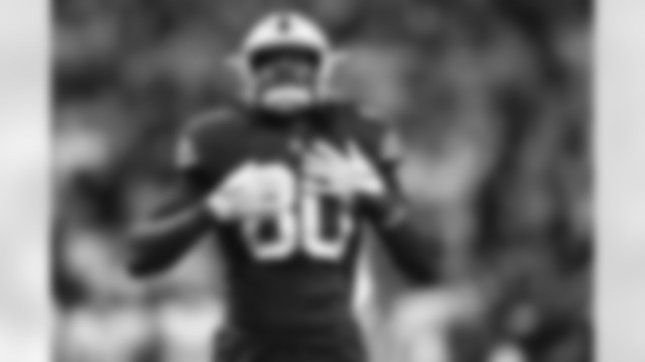 80 TE Jelani Woods