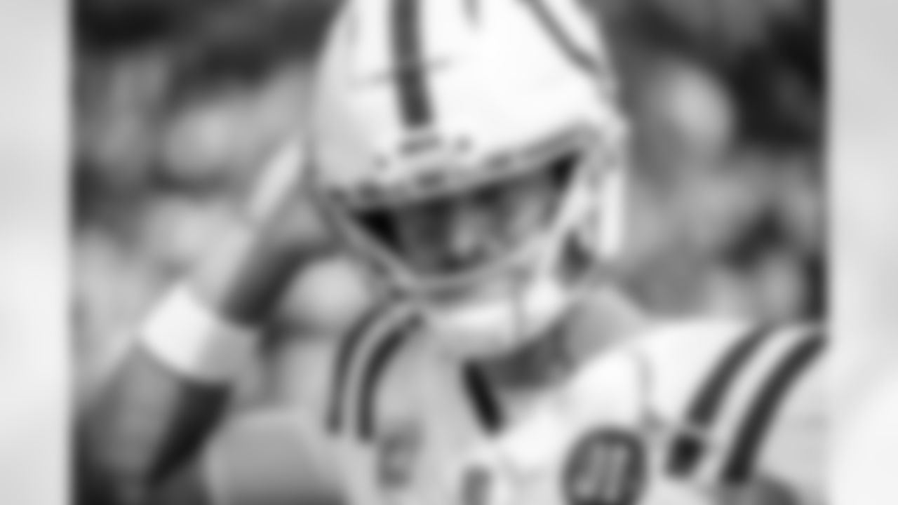 QB Daniel Jones #17