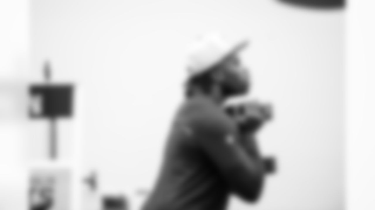 CB Kenny Moore II #23