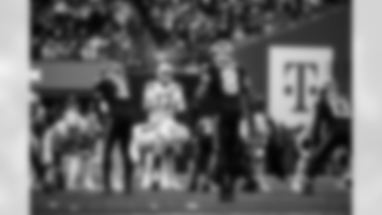 QB Philip Rivers #17