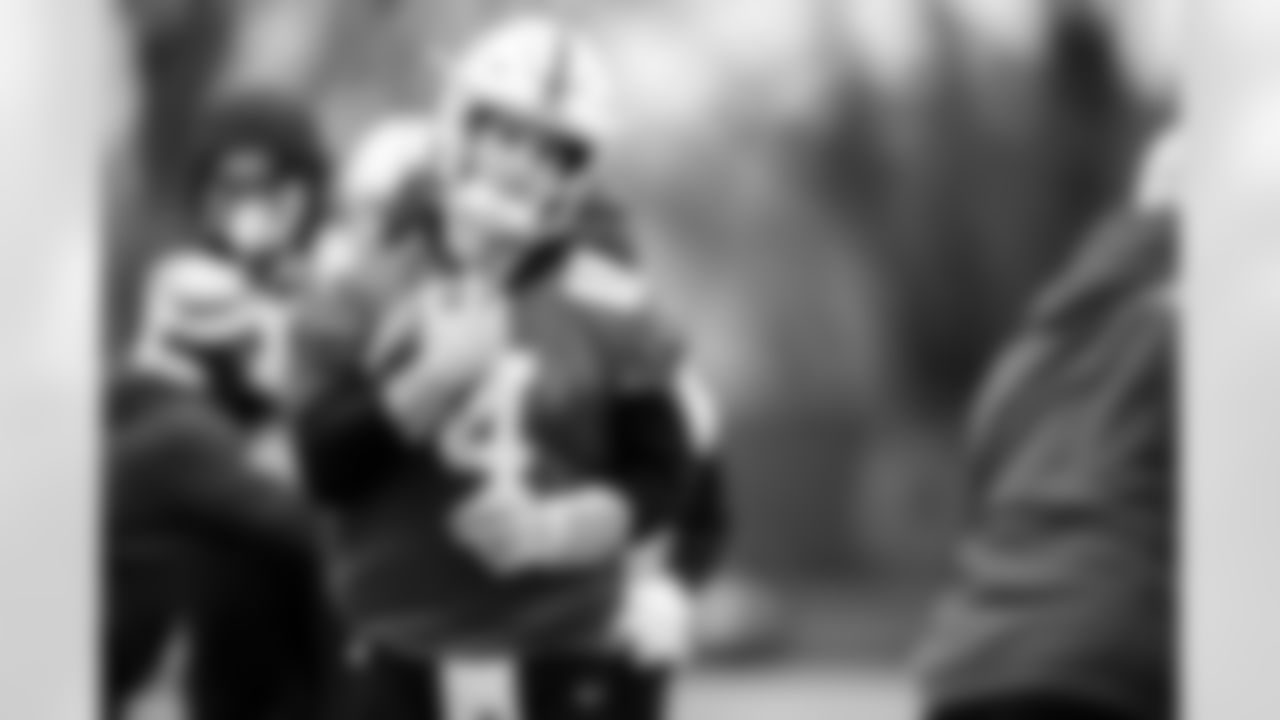 QB Sam Ehlinger #4