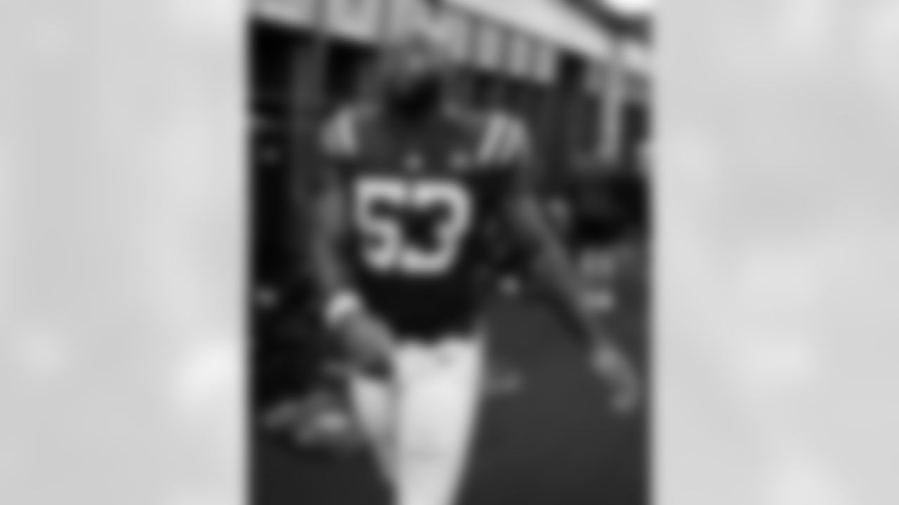 LB Germaine Pratt #53