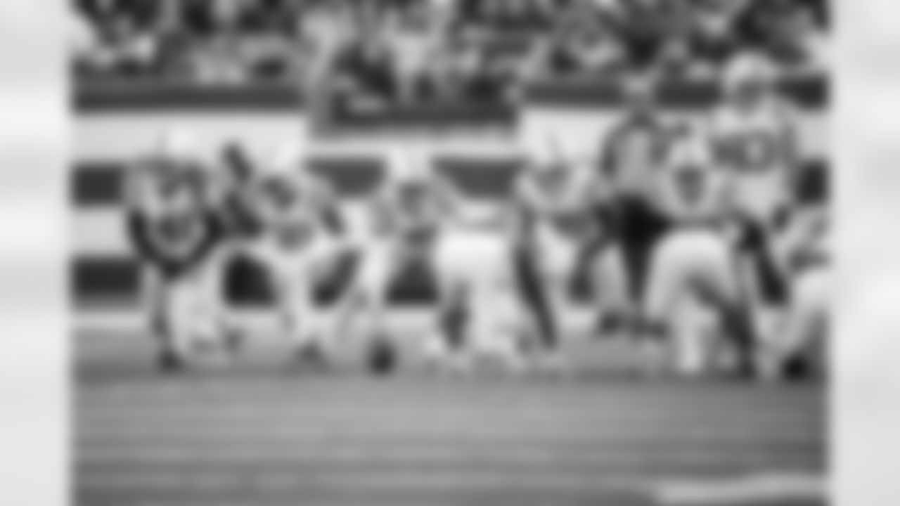 LB Grant Stuard #41, LB Segun Olubi #50, TE Drew Ogletree #85, LS Luke Rhodes #46, LB Cameron McGrone #59 and TE Kylen Granson #83