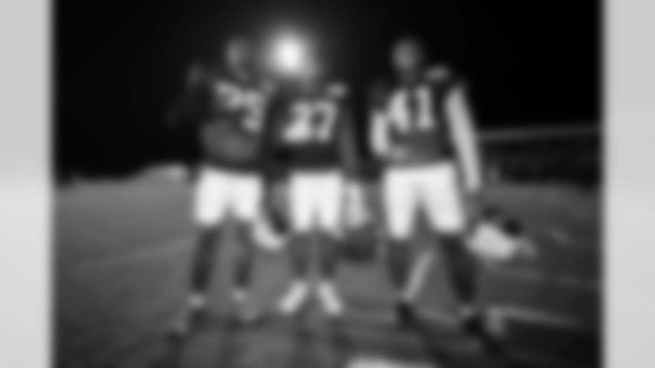 CB Jonathan Edwards #35, CB Justin Walley #27 and S Trey Washington #41