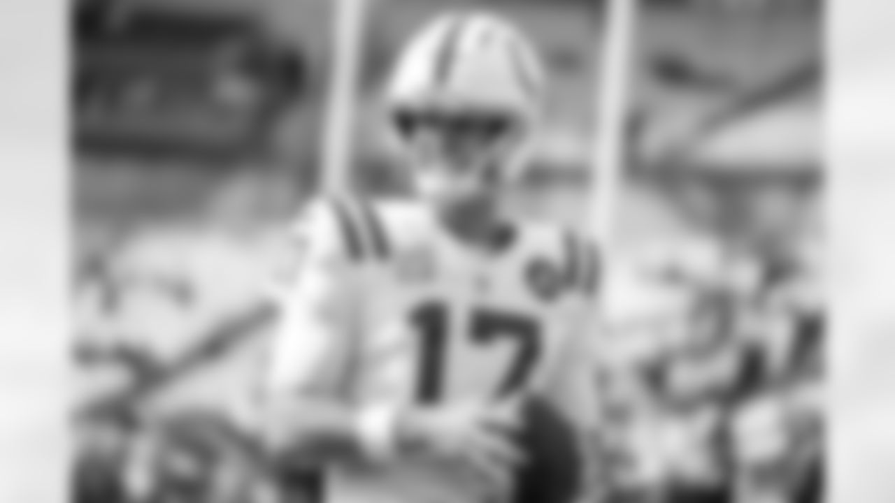 2025_1102_PIT_Pregame_0024