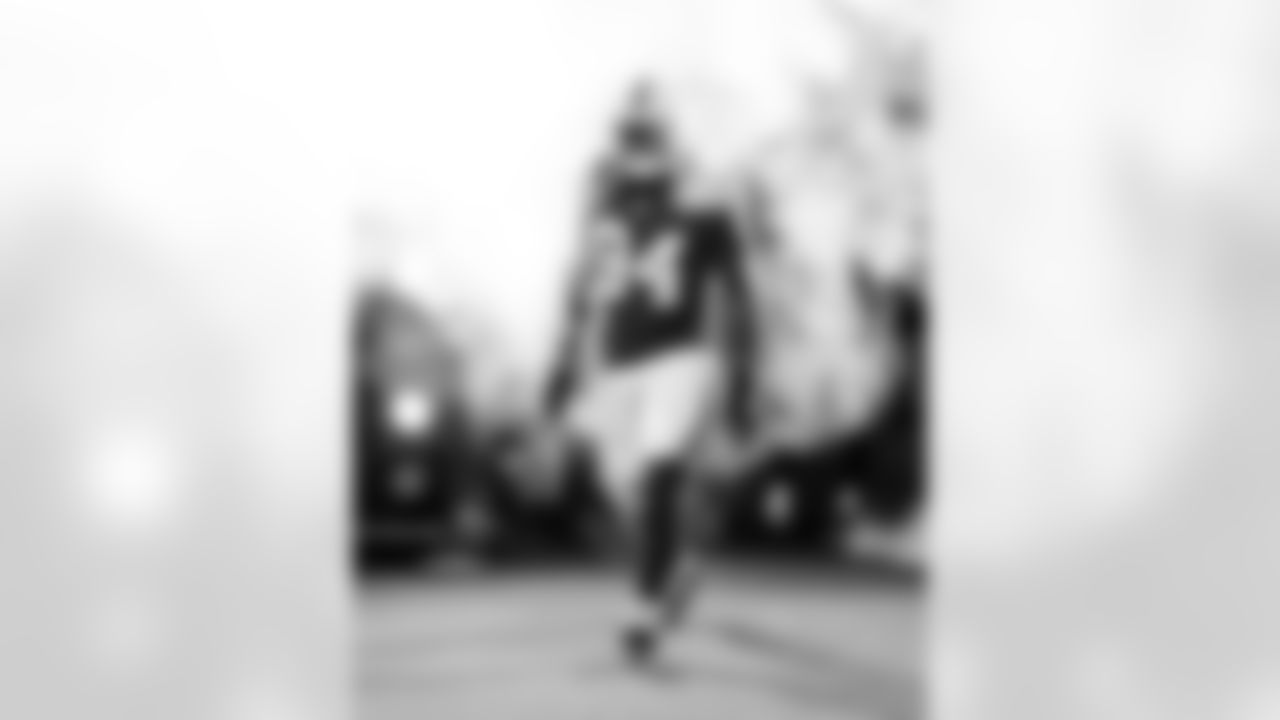 DE Tyquan Lewis #94